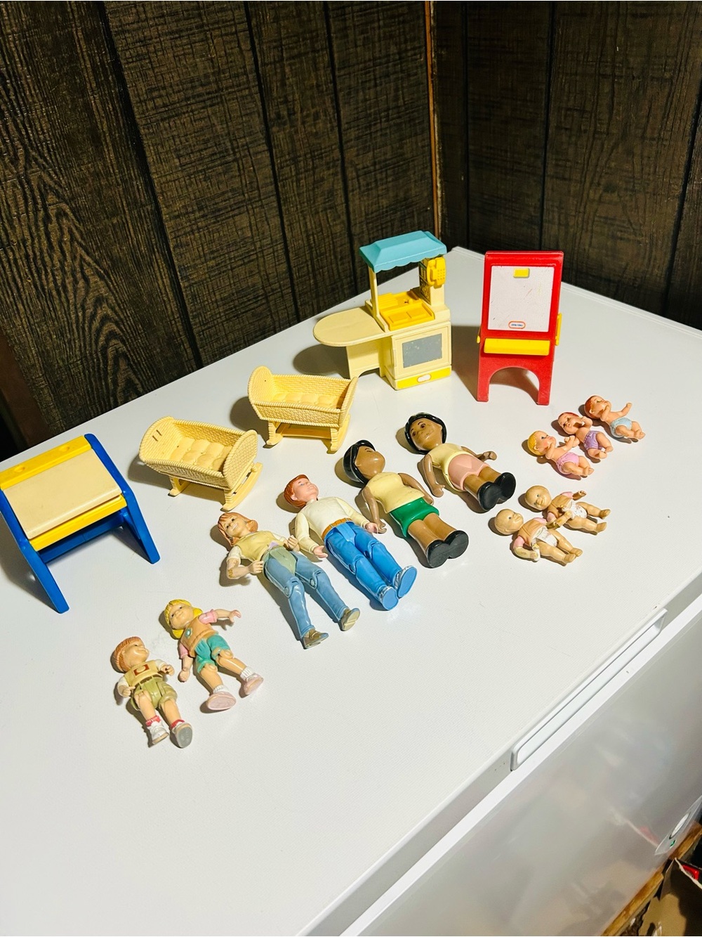 Vintage Little Tikes loving family dolls and furniture set